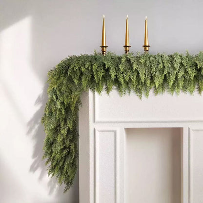 🏆2026 HOT SALE💥 Pre-lit Christmas Cedar Garland