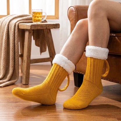 BrewBoot Beer Mug Socks – Cozy Knit Novelty Socks for Beer Lovers