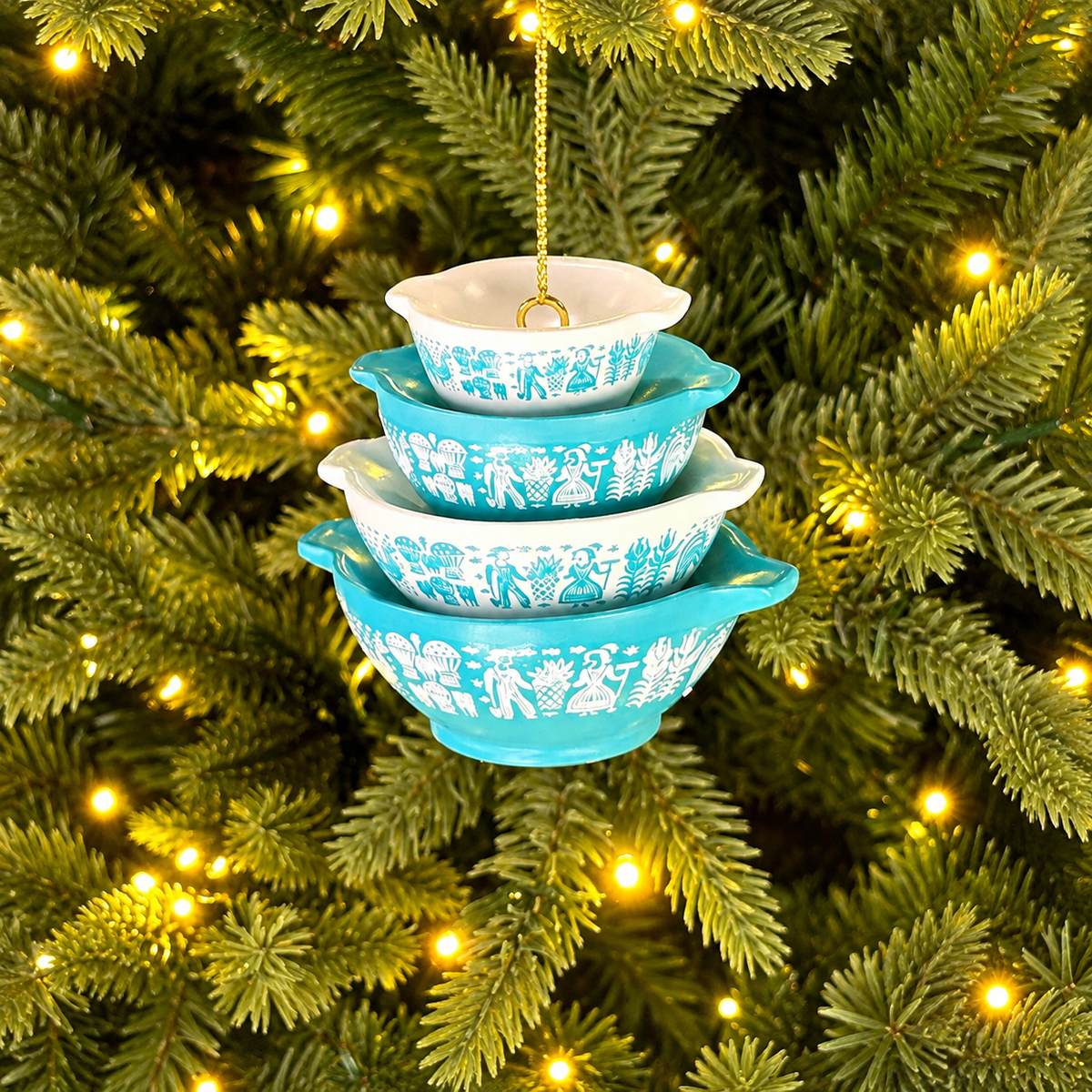🌲Miniature Cinderella Bowl Stack Ornament - Retro Kitchen Christmas Decor