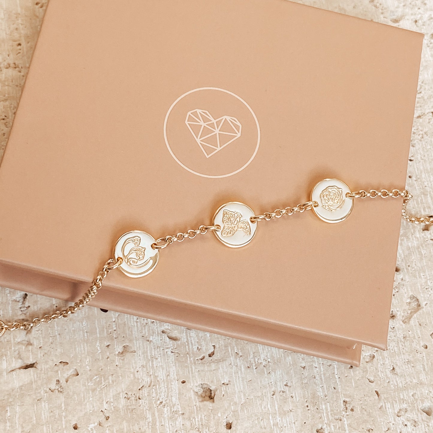 Small Pendant Bracelet